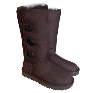 UGG Bailey Button Triplet II Boots Size 5 Chocolate Brown 1016227